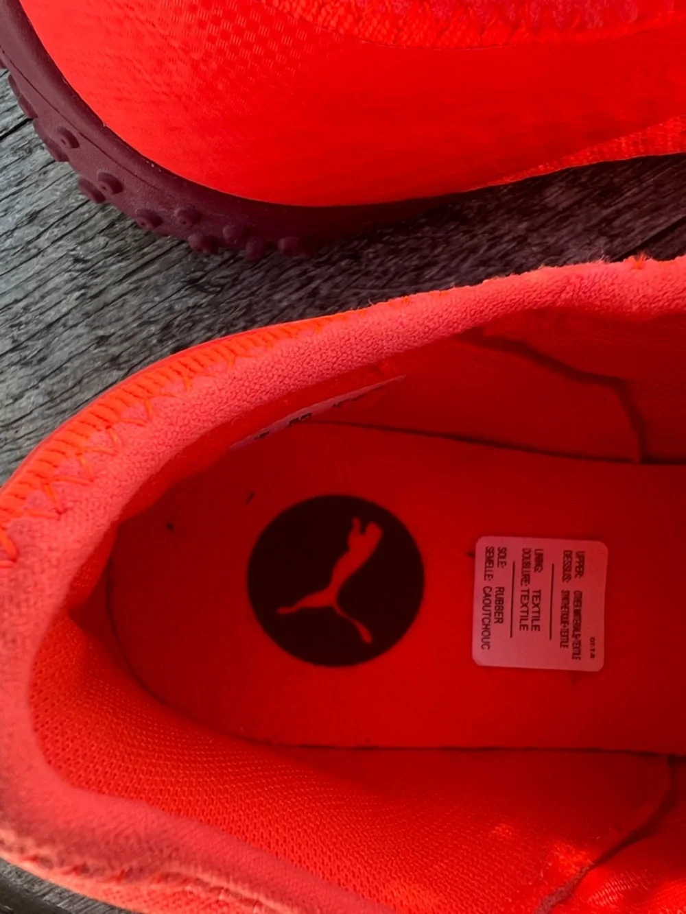 Puma bold red